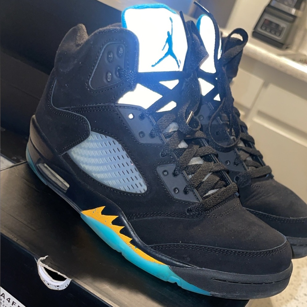 Jordan Men's Black with Yellow and Teal Accents Sneakers